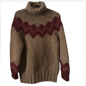 Vintage Hand Knit Fair Isle Wool Turtleneck Sweater Medium
